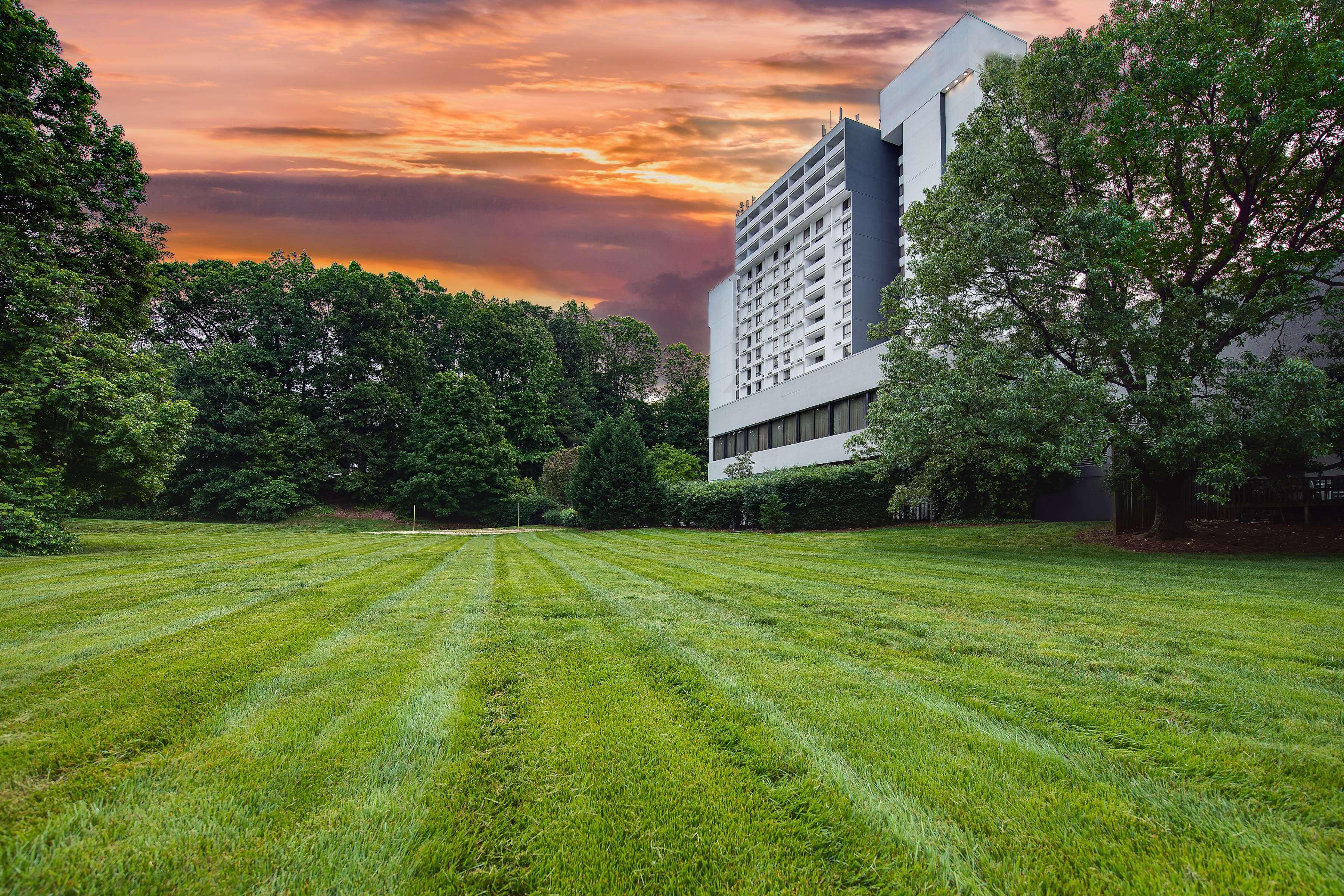 Hotel Sonesta Charlotte Executive Park Exterior foto